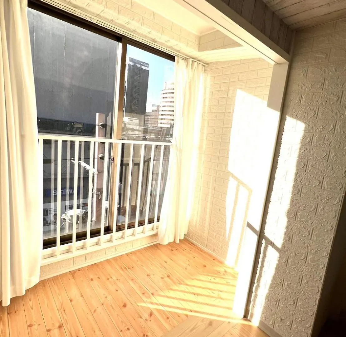 Lägenhet Spacious 1Ldk 3Min To Kuromon Market Osaka Japan