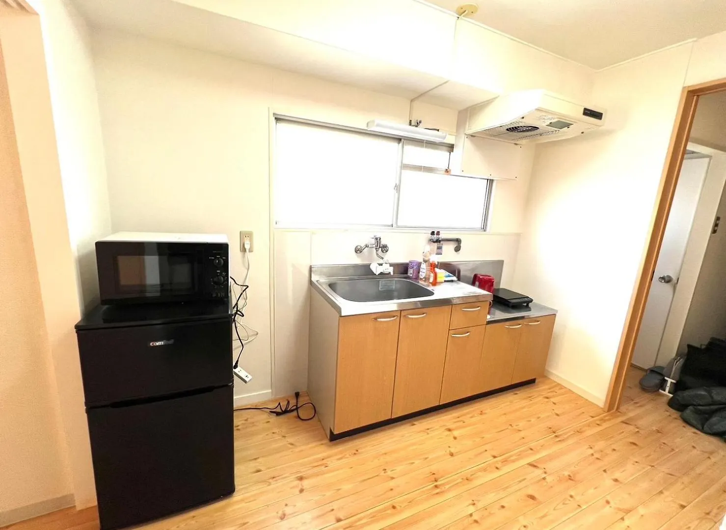 Lägenhet Spacious 1Ldk 3Min To Kuromon Market Osaka Japan
